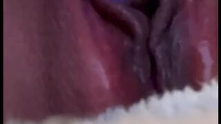 Fat pussy play Cum with me